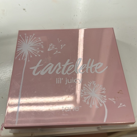 Tarte eyeshadow palette - Picture 2 of 2